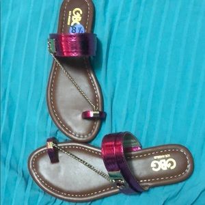 GBG LOS ANGELES BEAUTIFULLY  DESIGNED  WITH  CHIN